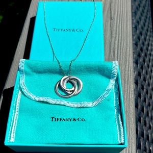 Tiffany & Co Silver interlocking circles pendant